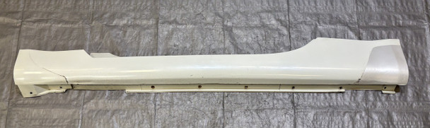2003-2008 Nissan 350Z Driver Side Skirt Rocker Panel / Pikes Peak White  5Z029