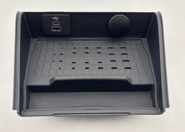 2024-2025 Ford Mustang S650 Front Console / Wireless Charging Pad / USB Ports /   FM201