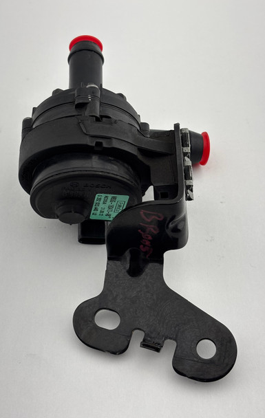 2021-2023 Ford Bronco 2.3l Auxiliary Coolant Pump / MB3G18D473AB  / 83K BR005