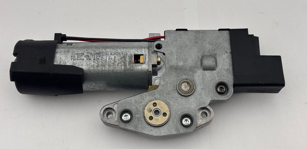 1999-2008 Porsche 996 997 911 Carrera Coupe OEM Sunroof Motor /   P6019