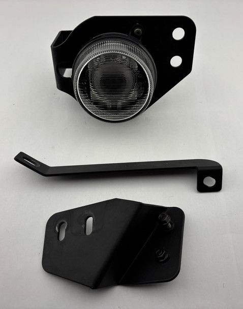 1999-2000 Mazda Miata Passenger Fog Light w/ Bracket /   NB270