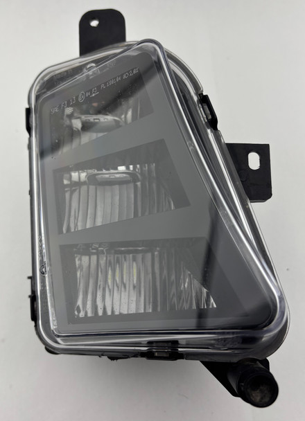 2015-2017 Volkswagen MK7 GTI Passenger Side LED Fog Light /   M7010