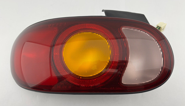 1999-2000 Mazda Miata Driver Tail Light  /   NB271
