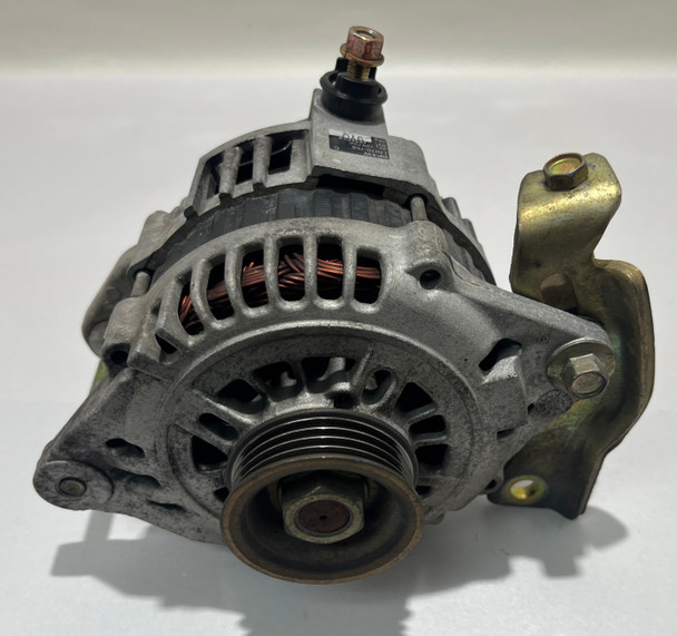 1999-2000 Mazda Miata OEM Alternator w/ Pulley  /  NB271