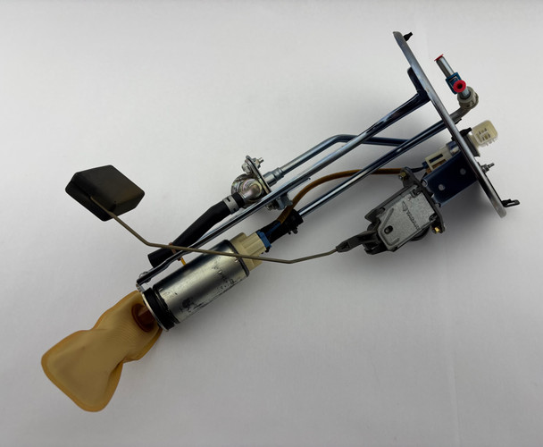 2001-2005 Mazda Miata Fuel Pump Assembly  / 131K NB265