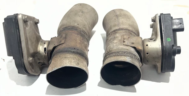 2016-2024 Chevrolet Camaro SS NPP Exhaust Valves w/ Actuators / Pair / OEM / 82520584 /   CM003