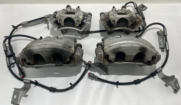 2018-2024 Jeep Wrangler JL Sport OEM Brake Calipers / Set of 4  / 88K JL012