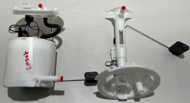 2024-2025 Ford Mustang GT 5.0 S650 OEM Fuel Pump Sending Unit / JR3C9H307BD / 3k Miles FM202