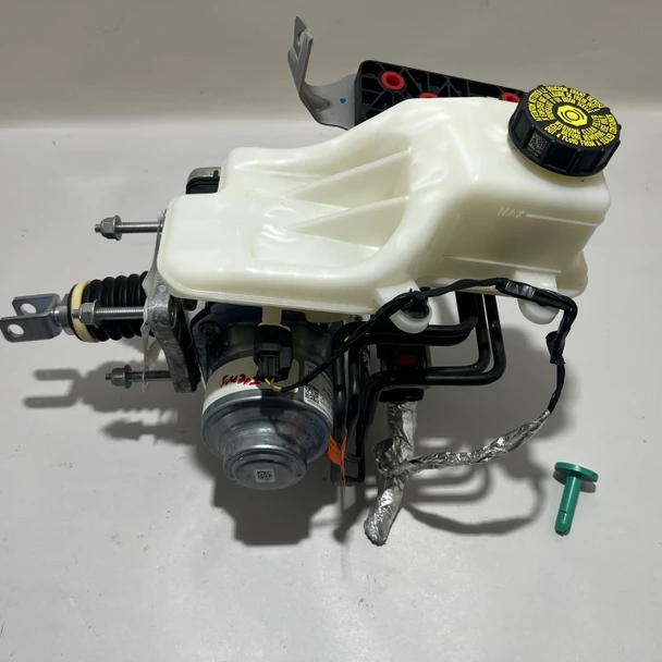 2024-2025 Ford Mustang GT 5.0 ABS Brake Module / Booster / Reservoir Assembly / Manual / 3k Miles FM202