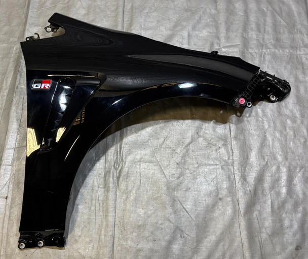 2023-2025 Toyota GR Corolla Passenger Side Fender w/ Vent / Black  GRC02