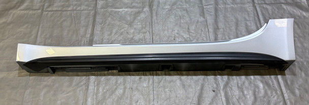 2017-2020 Fiat 124 Spider Abarth Driver Side Skirt Rocker Panel / Chiaro Silver Metallic  FD030
