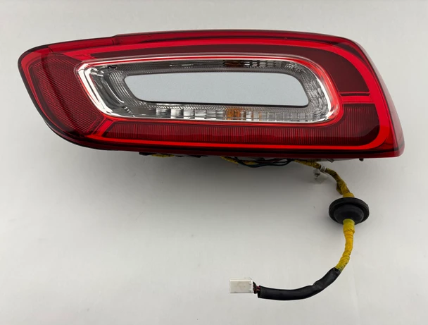 2017-2020 Fiat 124 Spider Passenger Side Tail Light / Chiaro Silver Metallic  FD030