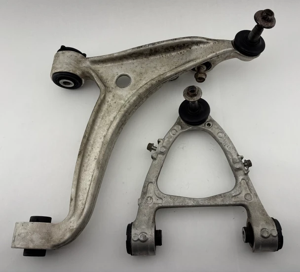 2017-2020 Fiat 124 Spider Driver Side Front Control Arms / Upper & Lower / 97k / FD009
