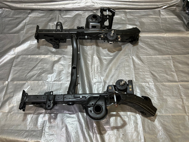 2018-2024 Jeep Gladiator JT Unlimited 4DR 3.6l Front Frame Rail Cut / JT004