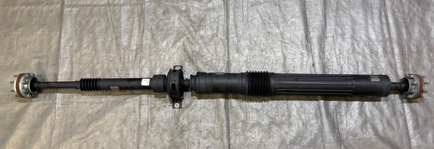 2020-2024 Jeep Gladiator JT 3.6l 2 Piece Rear Drive Shaft w/ U Joints / 61K JT004