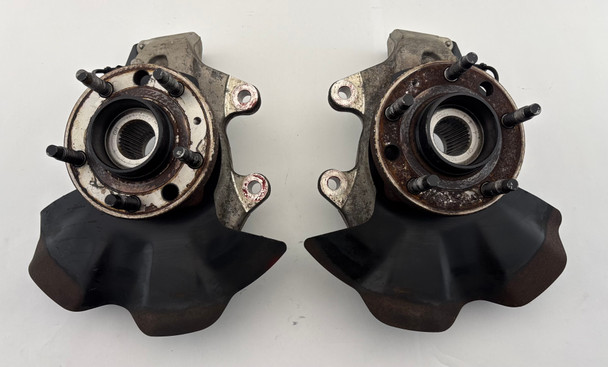2006-2010 Saturn Sky / Pontiac Solstice OEM Rear Spindles / Hubs / Pair / 101K PS076