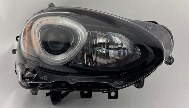 2017-2020 Fiat 124 Spider Passenger Side Headlight / Halogen *DAMAGED* /   FD031