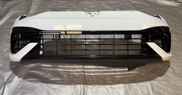 2022-2024 Volkswagen MK8 Golf R Front Bumper Cover w/ Grilles *Cosmetic Damage* /   M8R01