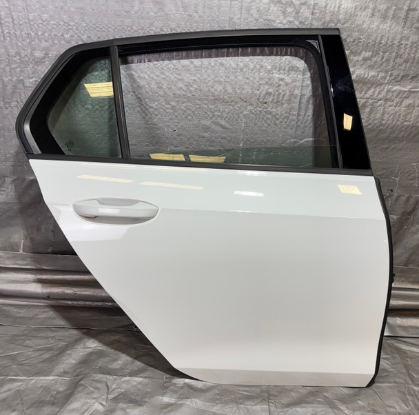2023-2024 Volkswagen MK8 GTI Golf R 4DR Passenger Rear Door Assembly / Pure White  M8R01
