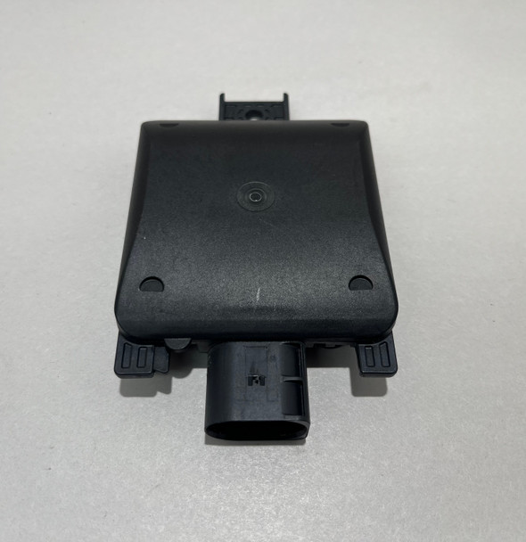 2022-2024 Volkswagen MK8 GTI Golf R Driver Side Blind Spot Radar Sensor /   M8R01