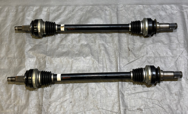 2017-2022 Alfa Romeo Giulia 2.0l OEM Rear Axles Half Shafts / Pair / 62K AG006