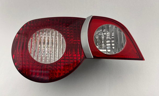 2003-2005 E85 E86 BMW Z4 Driver Side Tail Light  / Titan Silver  Z4064
