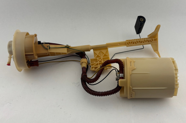 1999-2001 Porsche 996 911 Carrera 2 RWD OEM Fuel Pump Sending Unit / 63K P6020
