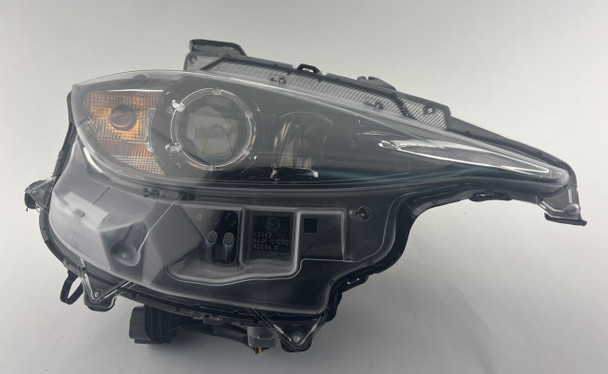 2016-2017 Mazda Mx5 Miata Passenger Side LED Headlight *Broken Tab* /   ND052