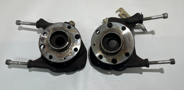 2005-2011 Lotus Elise Exige OEM Front Knuckles / Hubs / Pair / 162K LEL03