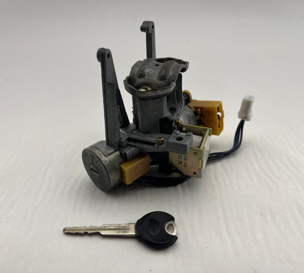 1990-1997 Mazda Miata Ignition Switch w/ Key / Automatic  /   NA117