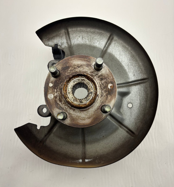 1994-1997 Mazda Miata 1.8l Driver Side Rear Spindle Hub Assembly / ABS / 43K NA117