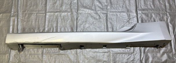 2009-2020 Nissan 370Z Driver Side Skirt Panel  / Brilliant Silver Metallic  7Z024