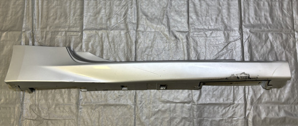 2009-2020 Nissan 370Z Passenger Side Skirt Panel  / Brilliant Silver Metallic  7Z024