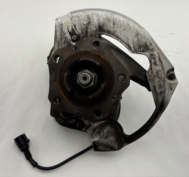 2013-2016 Porsche 981 718 Boxster / Cayman Passenger Front Spindle Hub / 49K / BC207