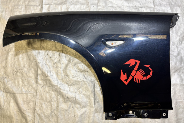 2017-2020 Fiat 124 Spider Driver Side Fender  / Nero Cinema  FD033