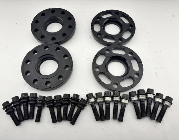 1997-2012 Porsche 986 987 996 997 Boxster Cayman 911 Wheel Spacer Kit w/ Lug Nuts /   BC040