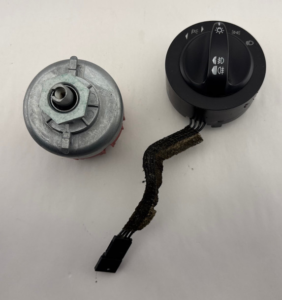 1997-2004 Porsche 986 Boxster / 1999-2004 996 911 Headlight Switch /   BX073