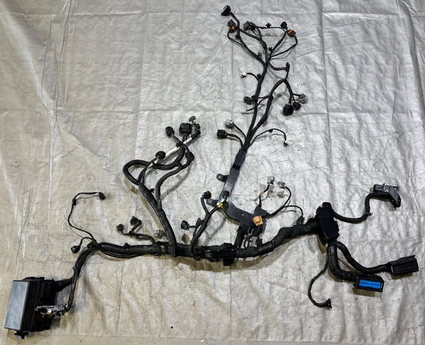2013 Hyundai Genesis Coupe 3.8 Engine Wiring Harness Fuse Box / 914702M080 /   HG034