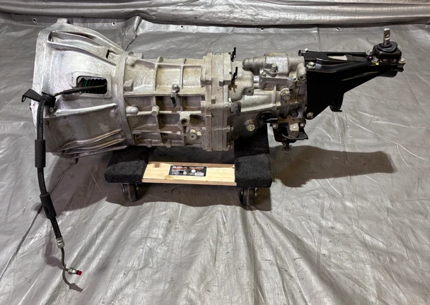 2006-2007 Saturn Sky / Pontiac Solstice Aisin AR5 5 Speed Manual Transmission  / 83K PS077