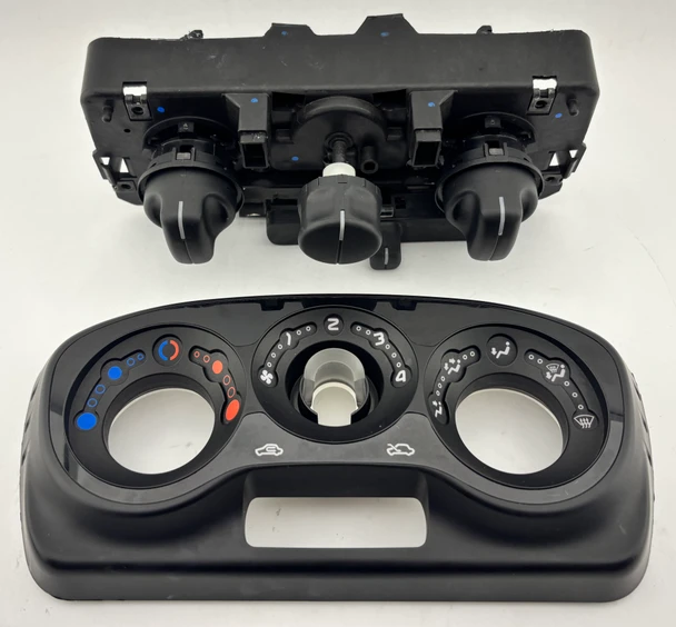 2015-2020 Alfa Romeo 4C OEM Climate Controls Switches / 68239716AA /   AR401