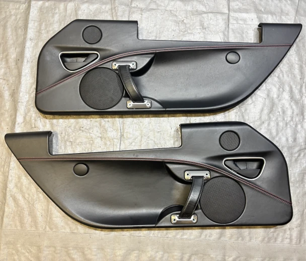 2015-2019 Alfa Romeo 4C OEM Interior Door Panels / Black Leather w/ Red Stitching / Pair /   AR401