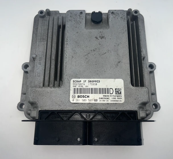 2016 Alfa Romeo 4C Engine Control Module ECU / 55272674 /   AR401