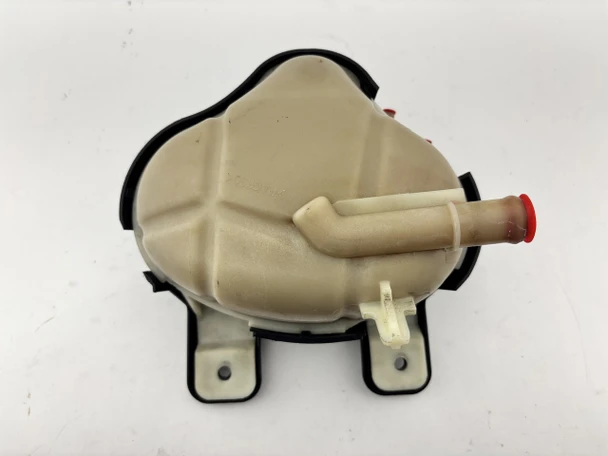 2015-2020 Alfa Romeo 4C Coolant Expansion Tank / Bottle / 43K AR401