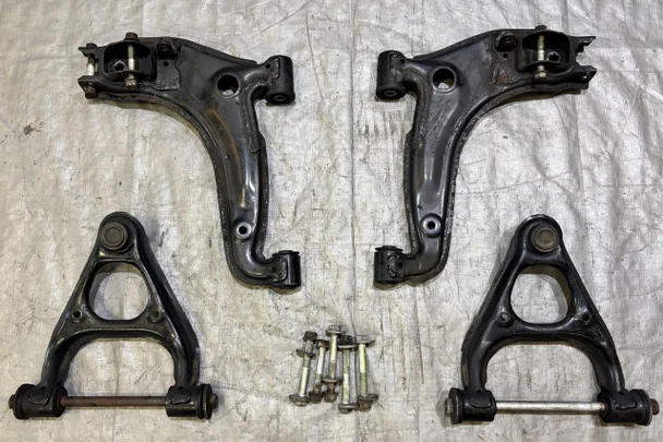 1999-2005 Mazda Miata Front Control Arm Set  / 107K NB280