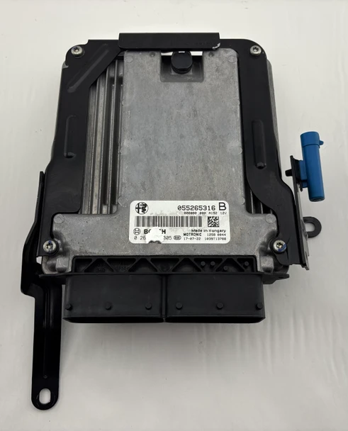 2017-2019 Alfa Romeo Giulia Quadrifoglio 2.9l Engine Control Module ECU / OEM / 055265316B /   AG007