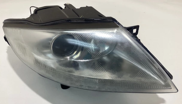 2003-2005 E85 E86 BMW Z4 Passenger Side Headlight / Bi-Xenon /   Z4055