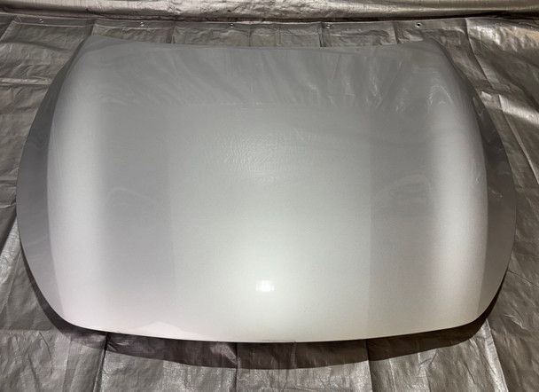 2017-2020 Infiniti Q60 OEM Hood Panel / Liquid Platinum  IQ606