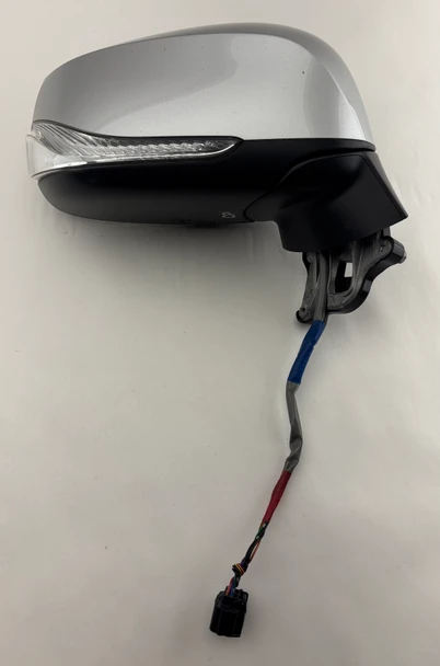 2017-2020 Infiniti Q60 Passenger Side Mirror / Auto Dim / Liquid Platinum  IQ606