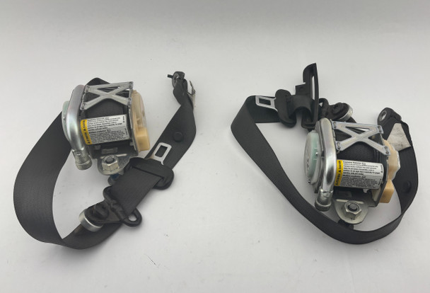 2006-2010 Pontiac Solstice / Saturn Sky OEM Seat Belts / Pair /   PS073