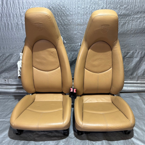 2005-2012 Porsche 997 911 / 987 Boxster / Cayman Sand Beige Leather Seats w/ Crest / 8 Way Power / Pair *NOTE* /   P7010